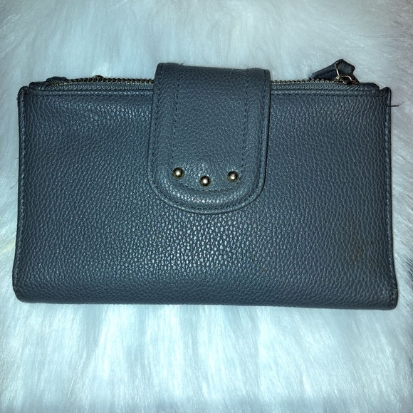 🛍Large blue bi fold wallet/clutch/shoulder or crossbody vegan leather purse - Picture 1 of 9